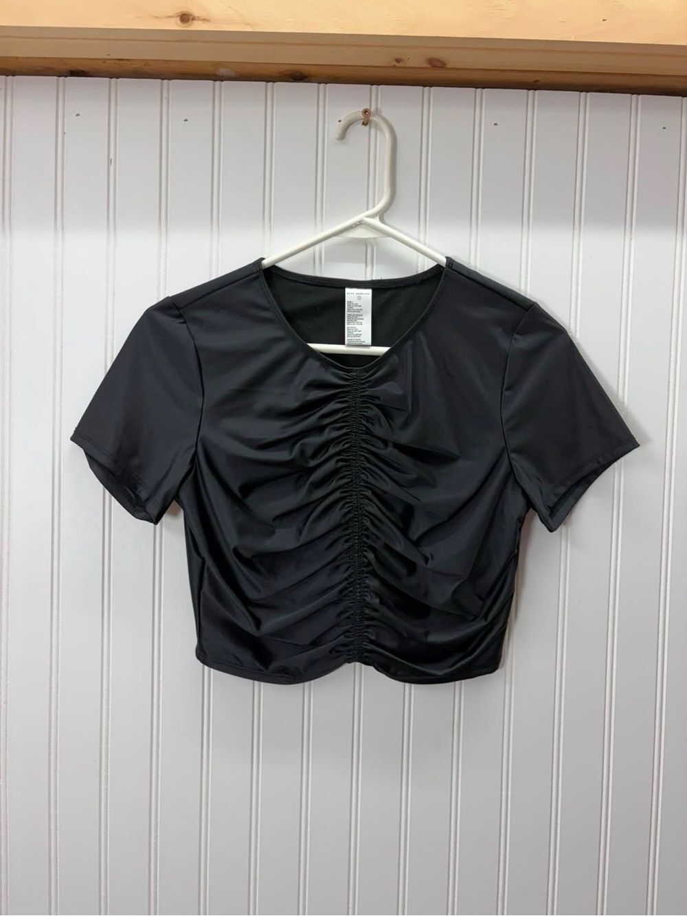 Good American Black Ruched Short Sleeve swim Crop Top